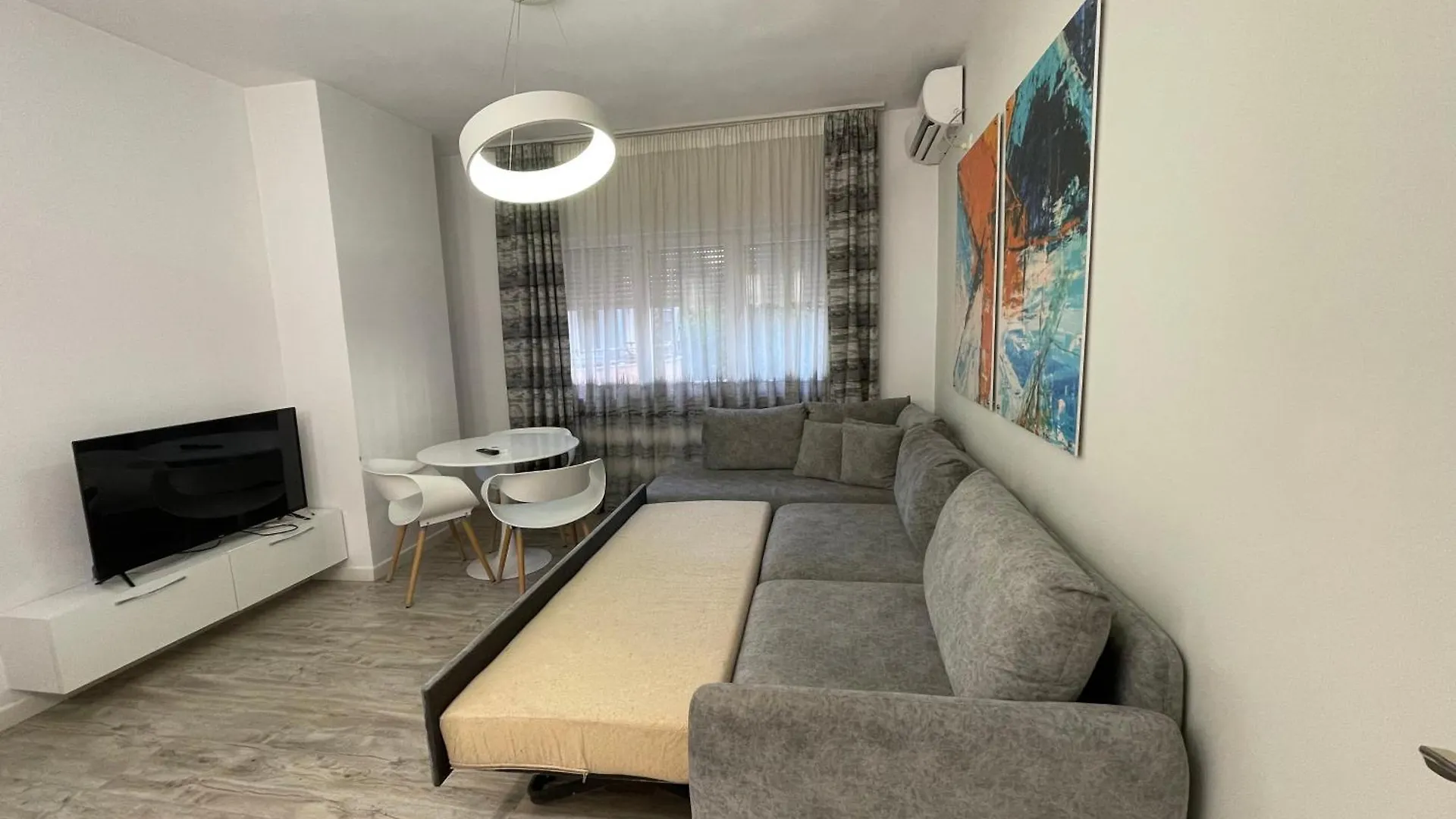 Boutique 3 - Cozy Central 1-Bedroom